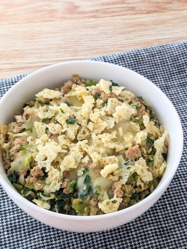 【レシピ】パリパリ&とろーり♪チーズ餃子丼