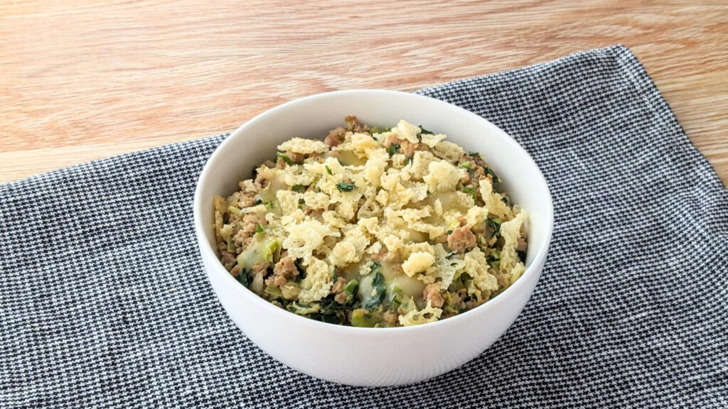 【レシピ】パリパリ&とろーり♪チーズ餃子丼